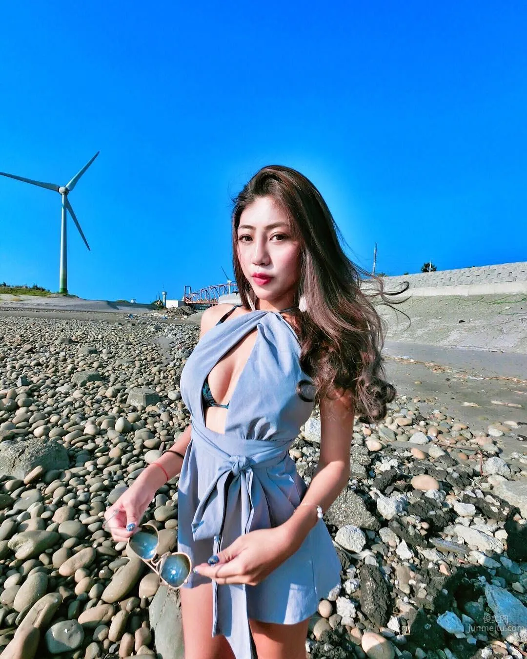 美女博客主林倩 抓住夏日的尾巴 33