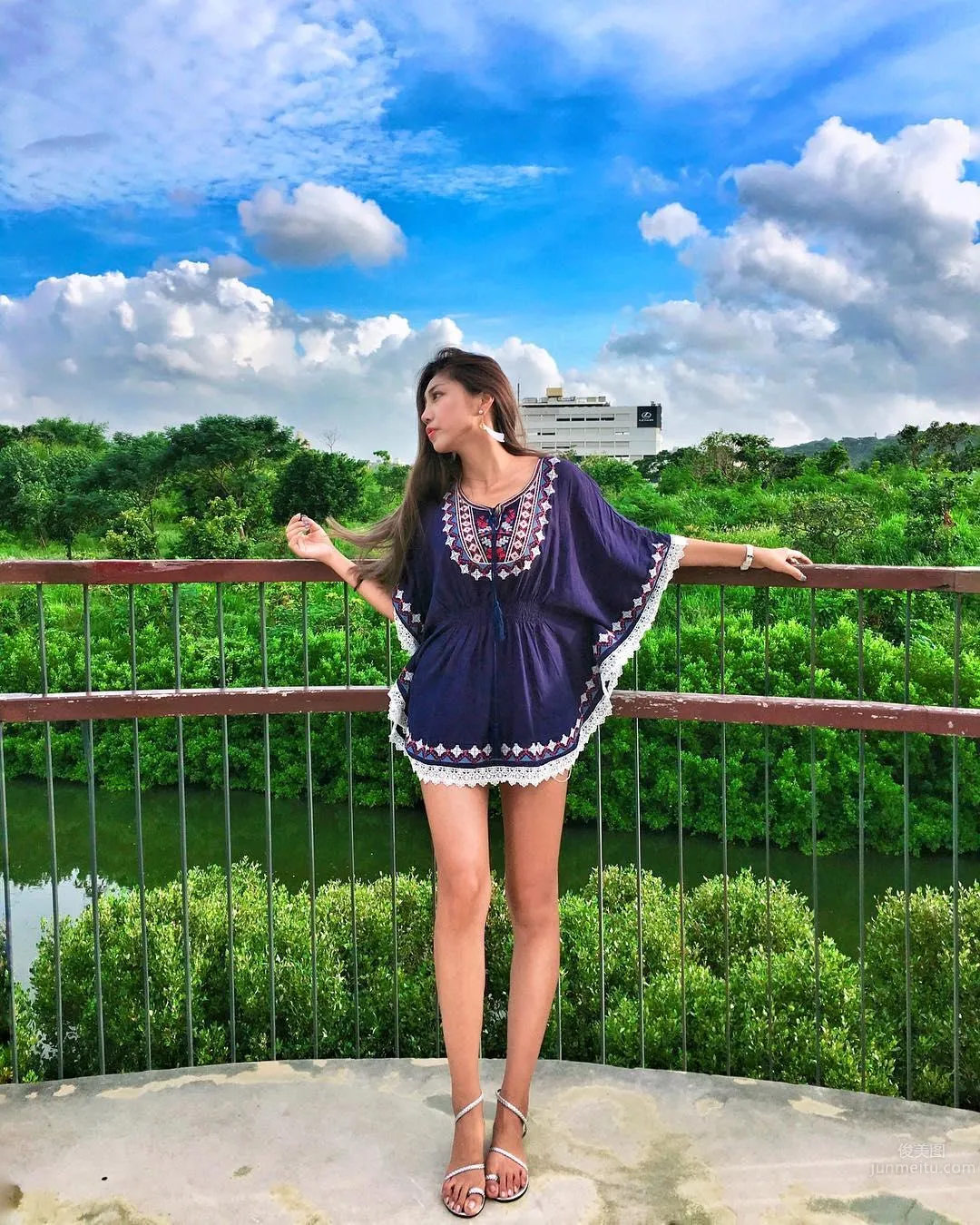 美女博客主林倩 抓住夏日的尾巴 40