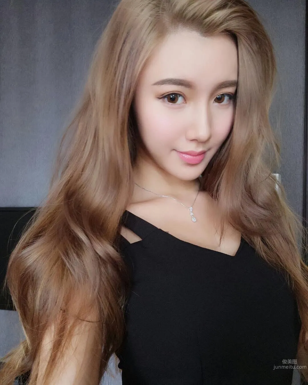 香港新晉演員陳美伊Ig私房美照 19