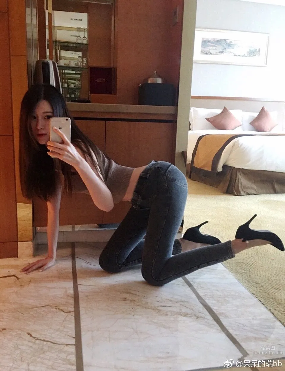 花椒主播呆呆的瑞bb 性感微博私房美照 7