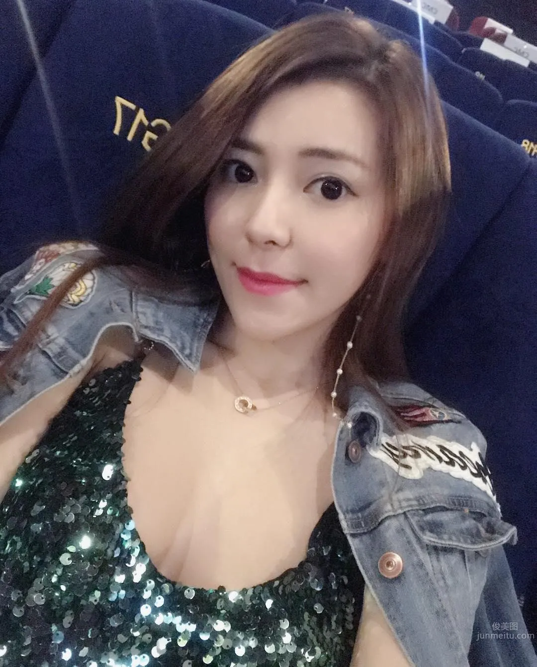 34D新晉演員鐘卓菲 殺入樂壇兼出寫真 19