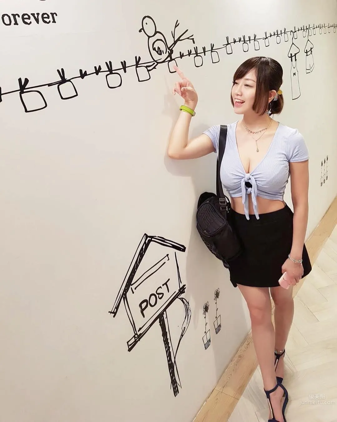 台北最正鋼琴老師 陳甜芯自彈自唱好身材 30