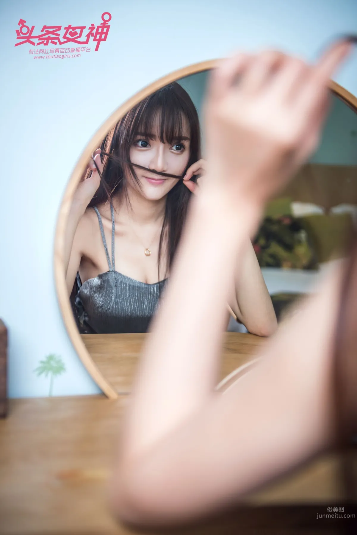 小如鏡的水晶舞鞋 梳妝鏡的鏡中年華 5