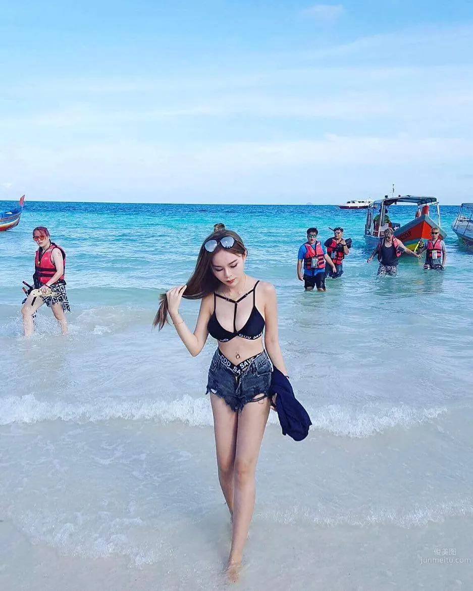 油膩的妹子Carmen Wen 待她長發及腰娶她可好？ 9