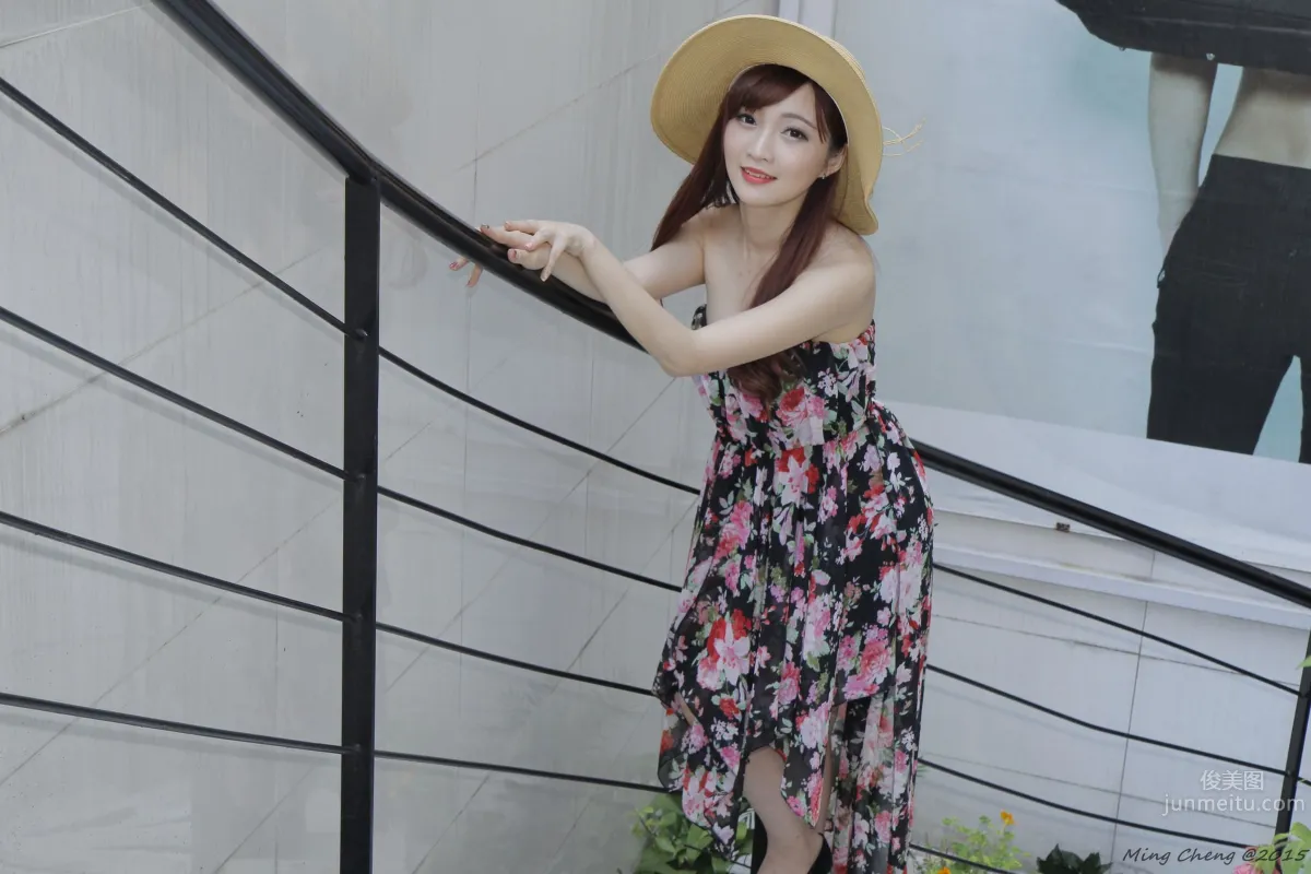 菲菲- 成熟女人寫真系列之杏化含露 30