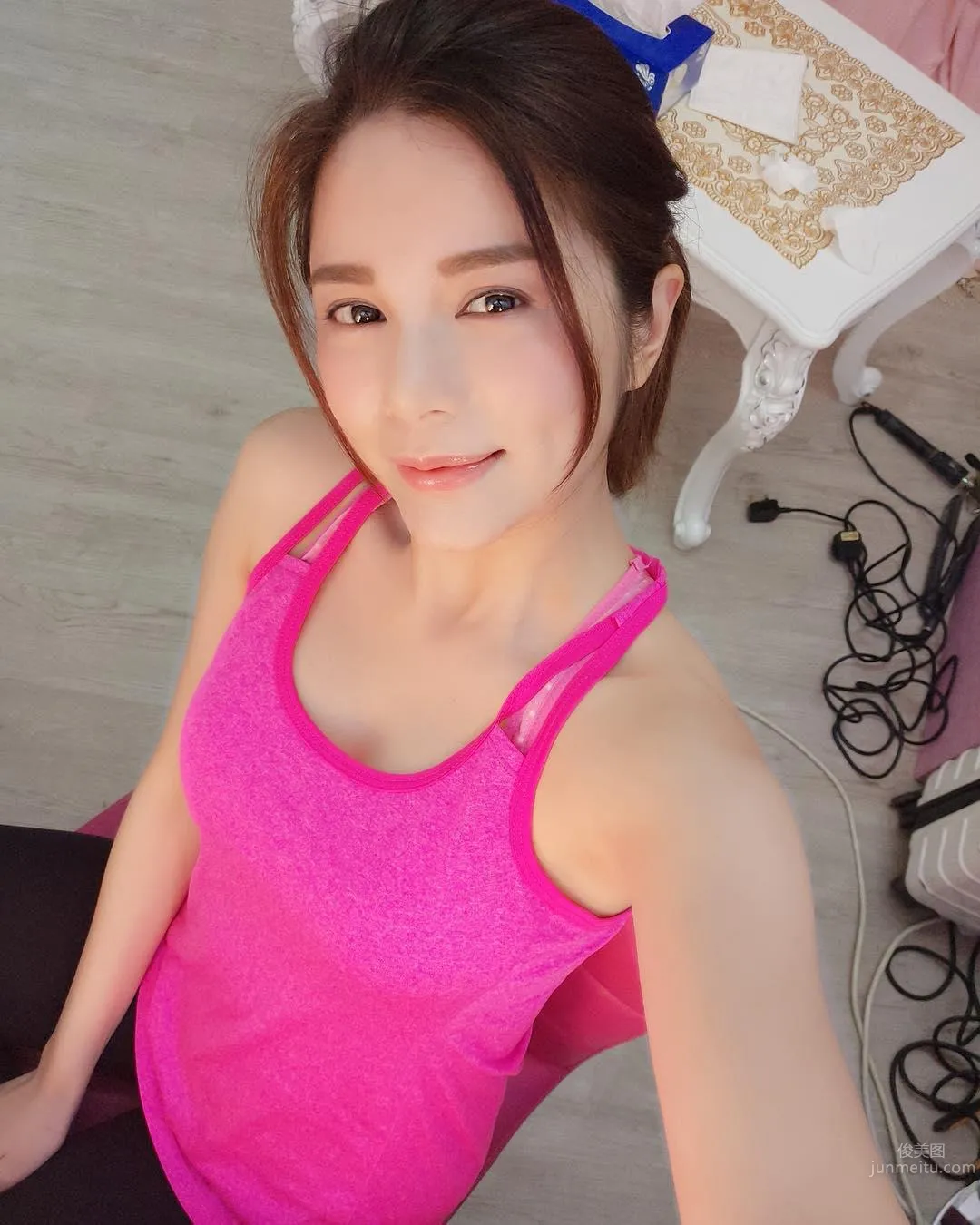 知性美人陈洁玲 日渐成熟的Ig私房照_16