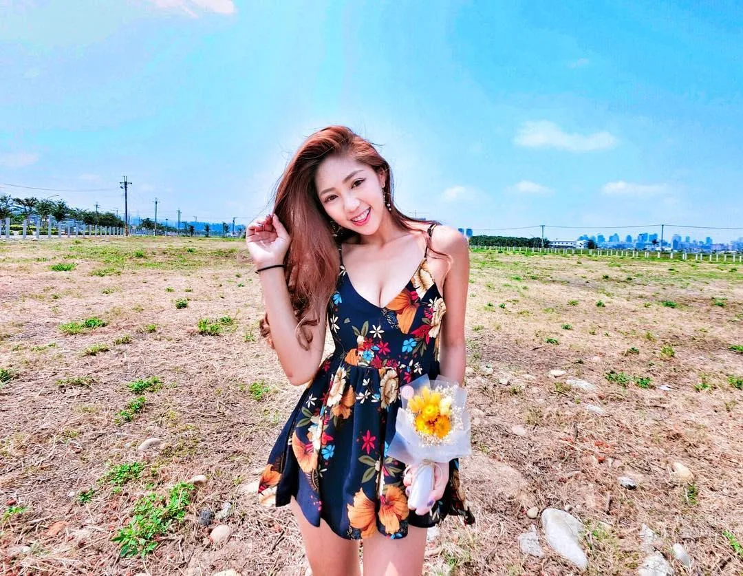 美女博客主林倩 抓住夏日的尾巴 10
