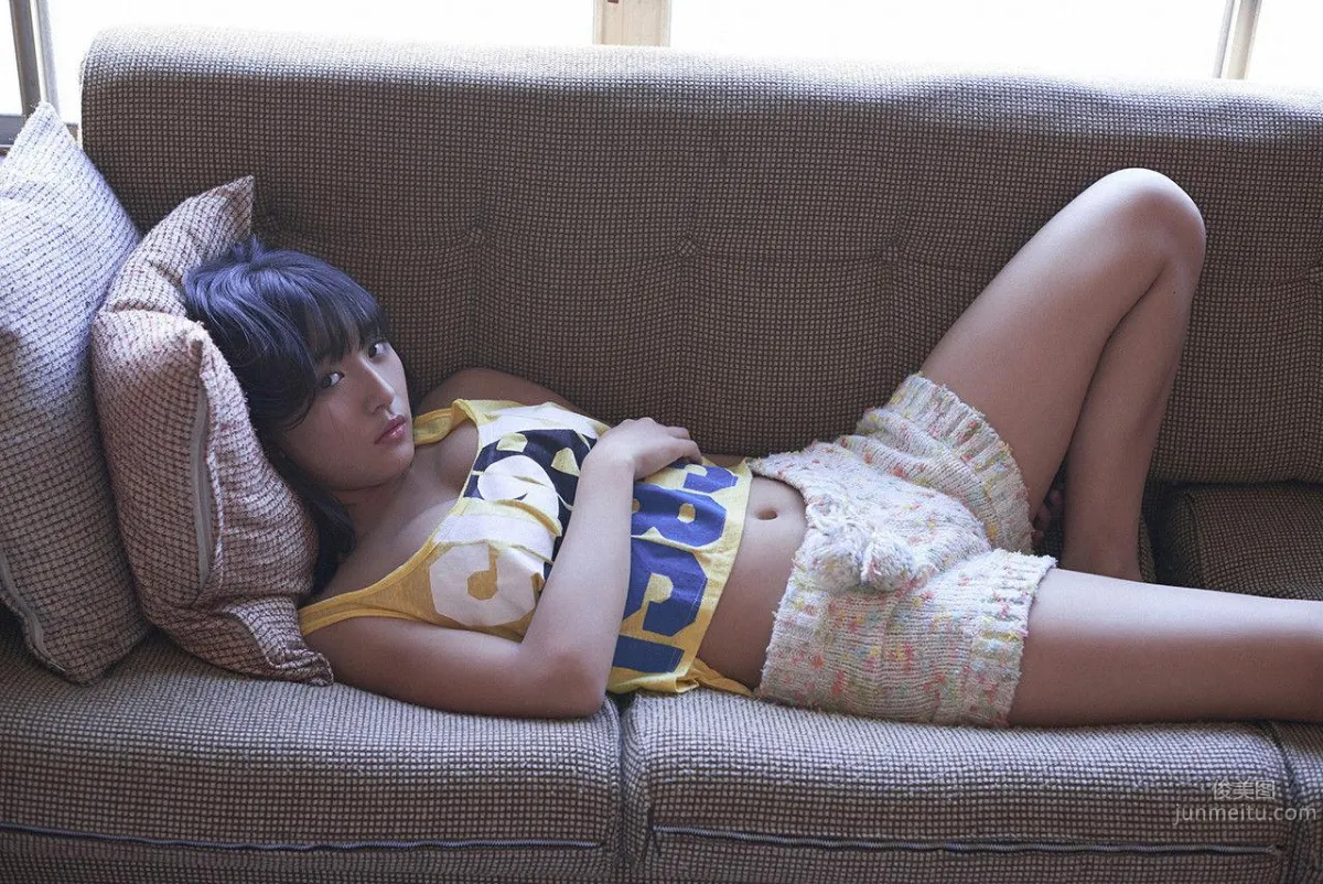 千年一遇淺川梨奈 席卷寫真界的超新星 47