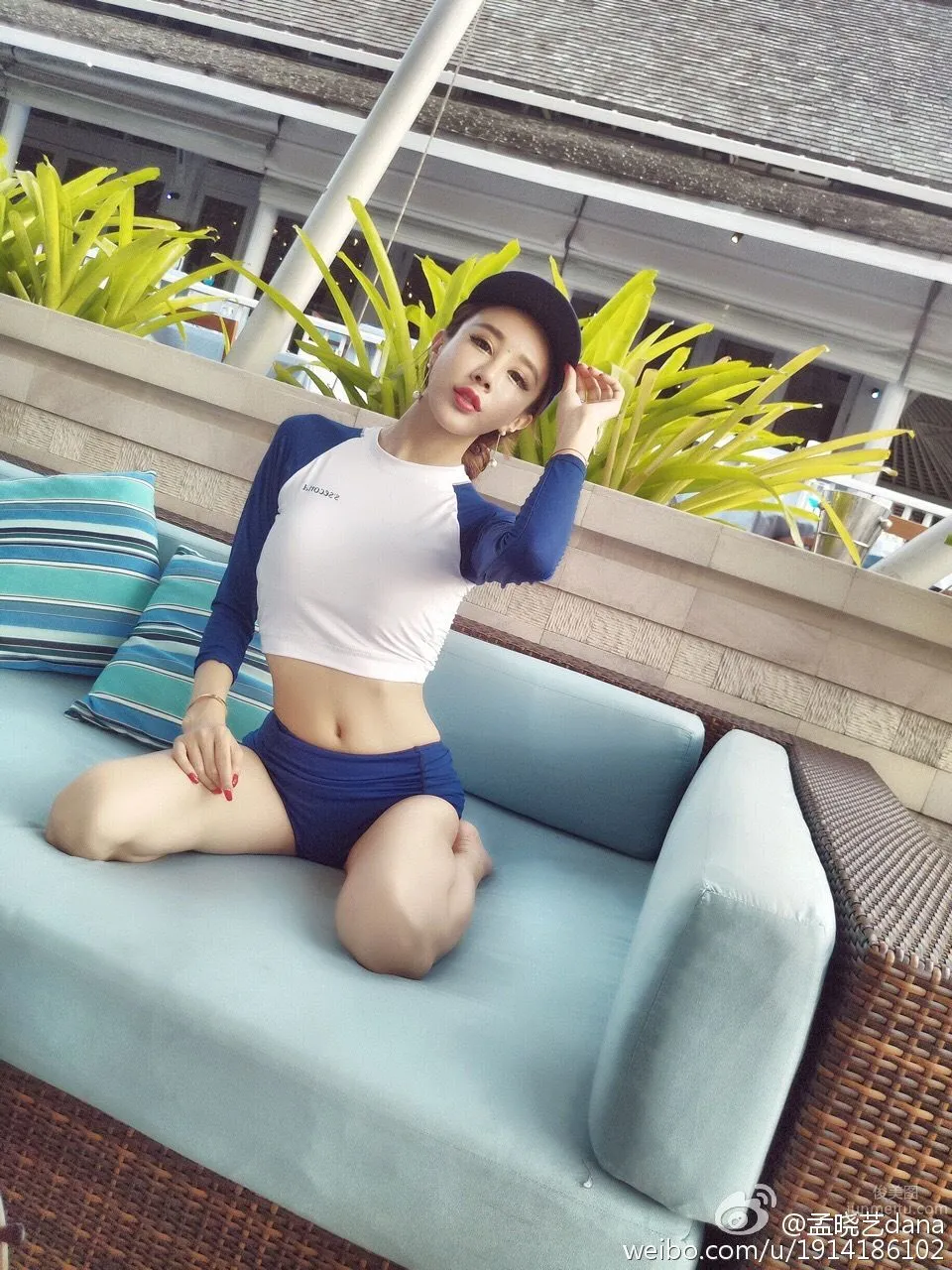 宅男女神孟晓艺 微博时尚性感私房照_39