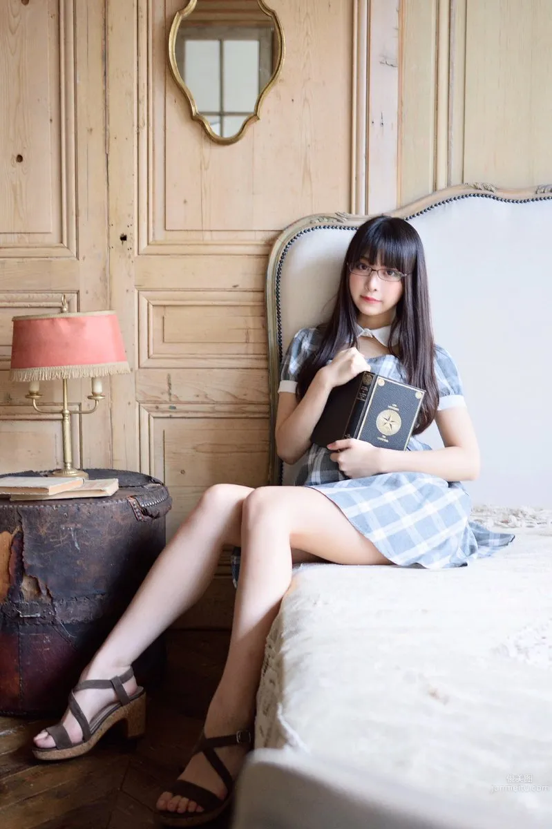 清純少女真島なおみ 胸有大痣惹人愛 9