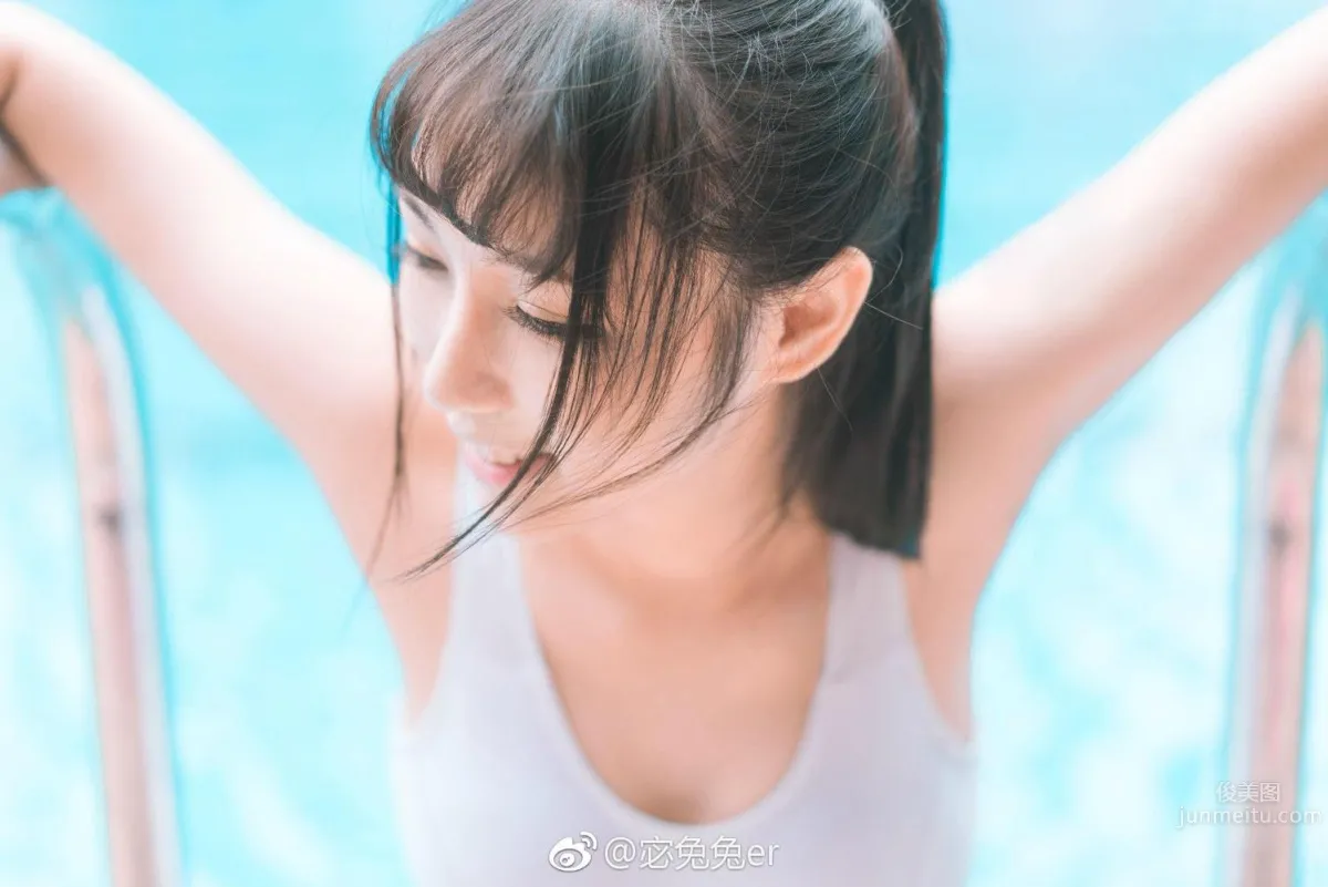 软妹子宓兔兔er 微博私房定制写真_11
