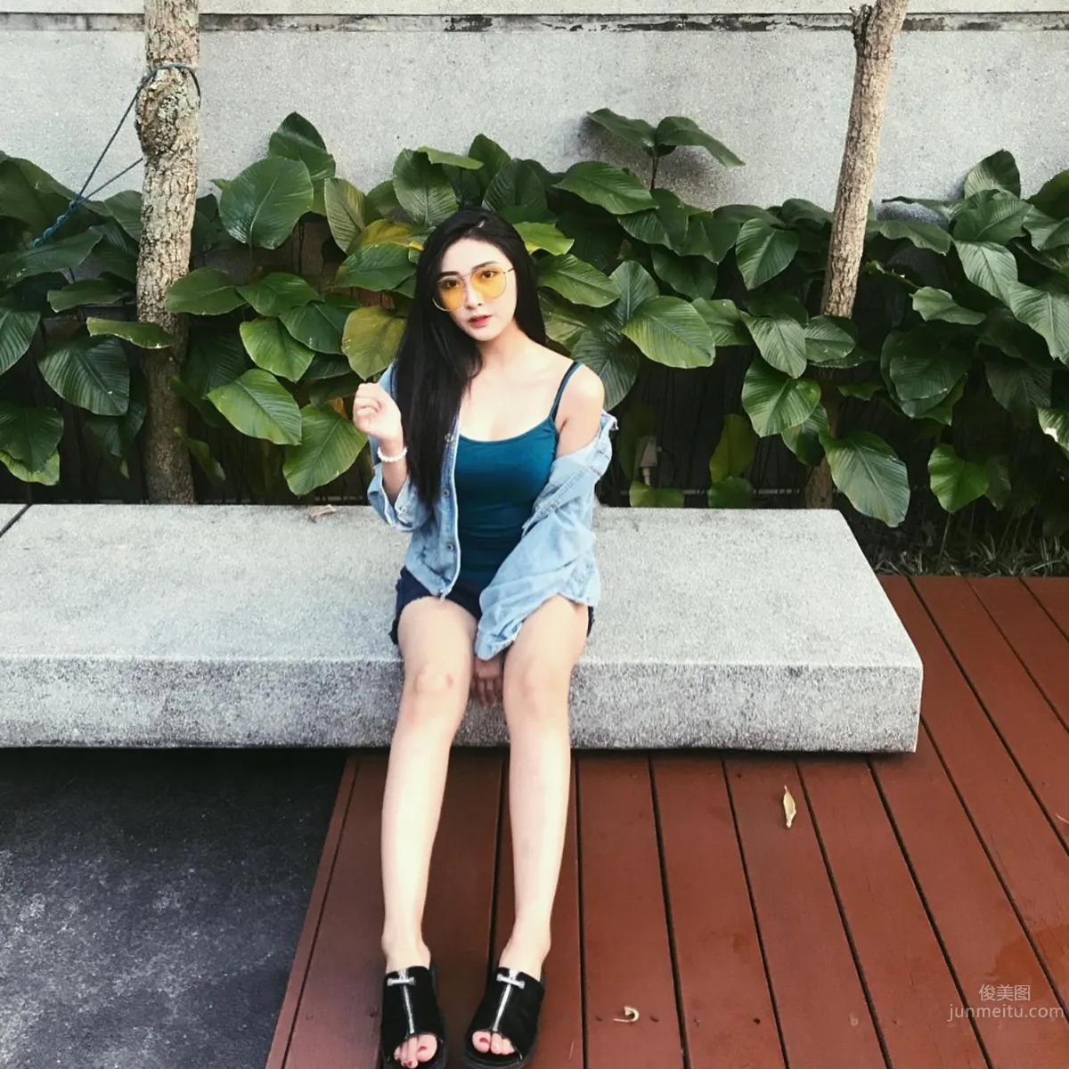 新加坡美眉谭凯琳 身材与气质都完美无缺_43