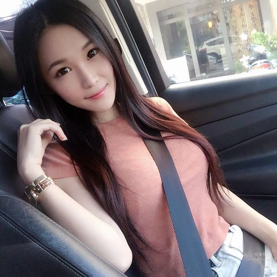 音乐才女已为人妻！超辣身材让网友都羡慕老公_9