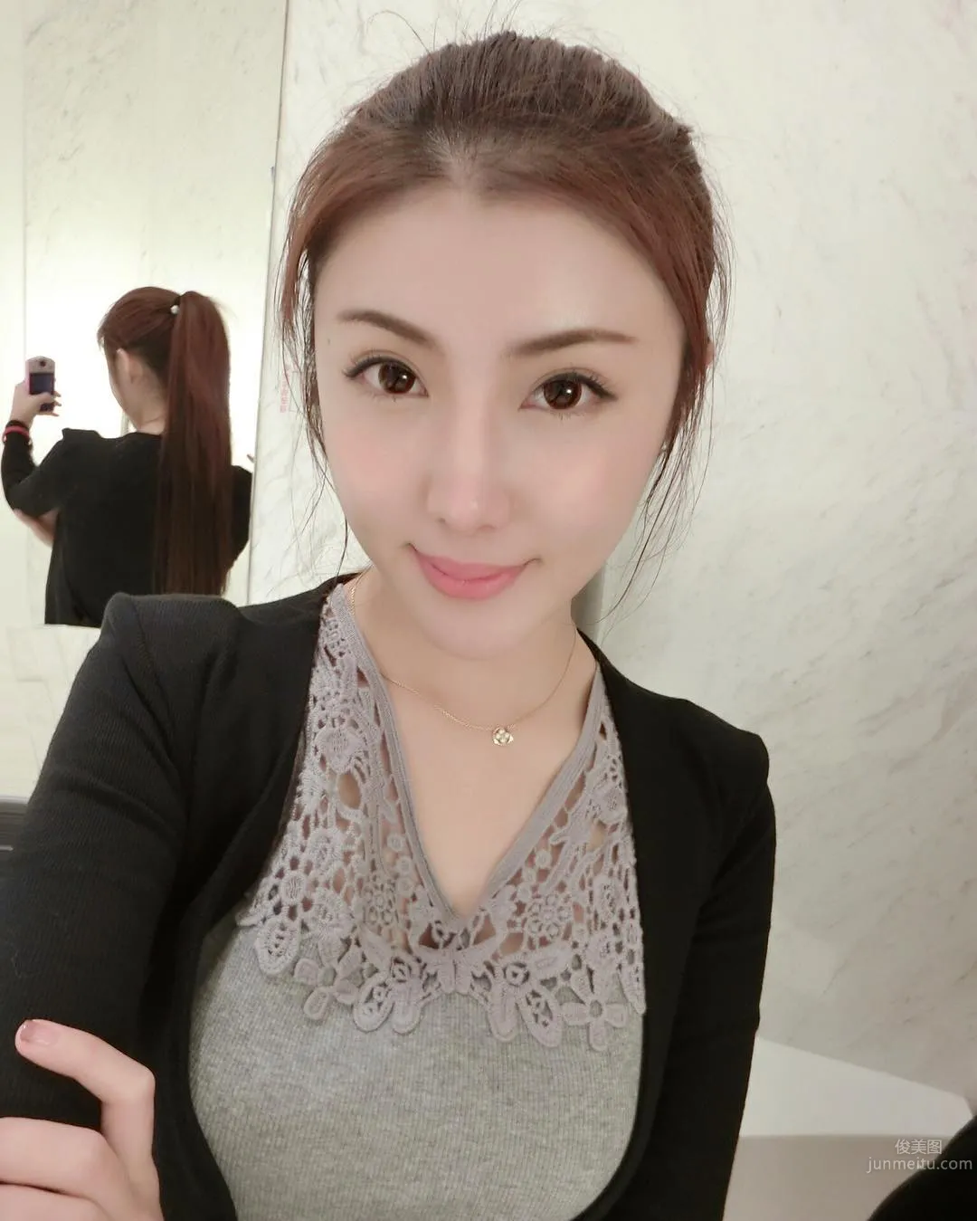 桃園燒烤店正妹女客人 超好身材讓人目不轉睛 23
