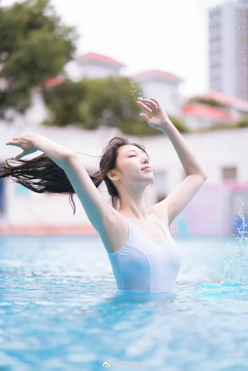 软妹子宓兔兔er 微博私房定制写真_16