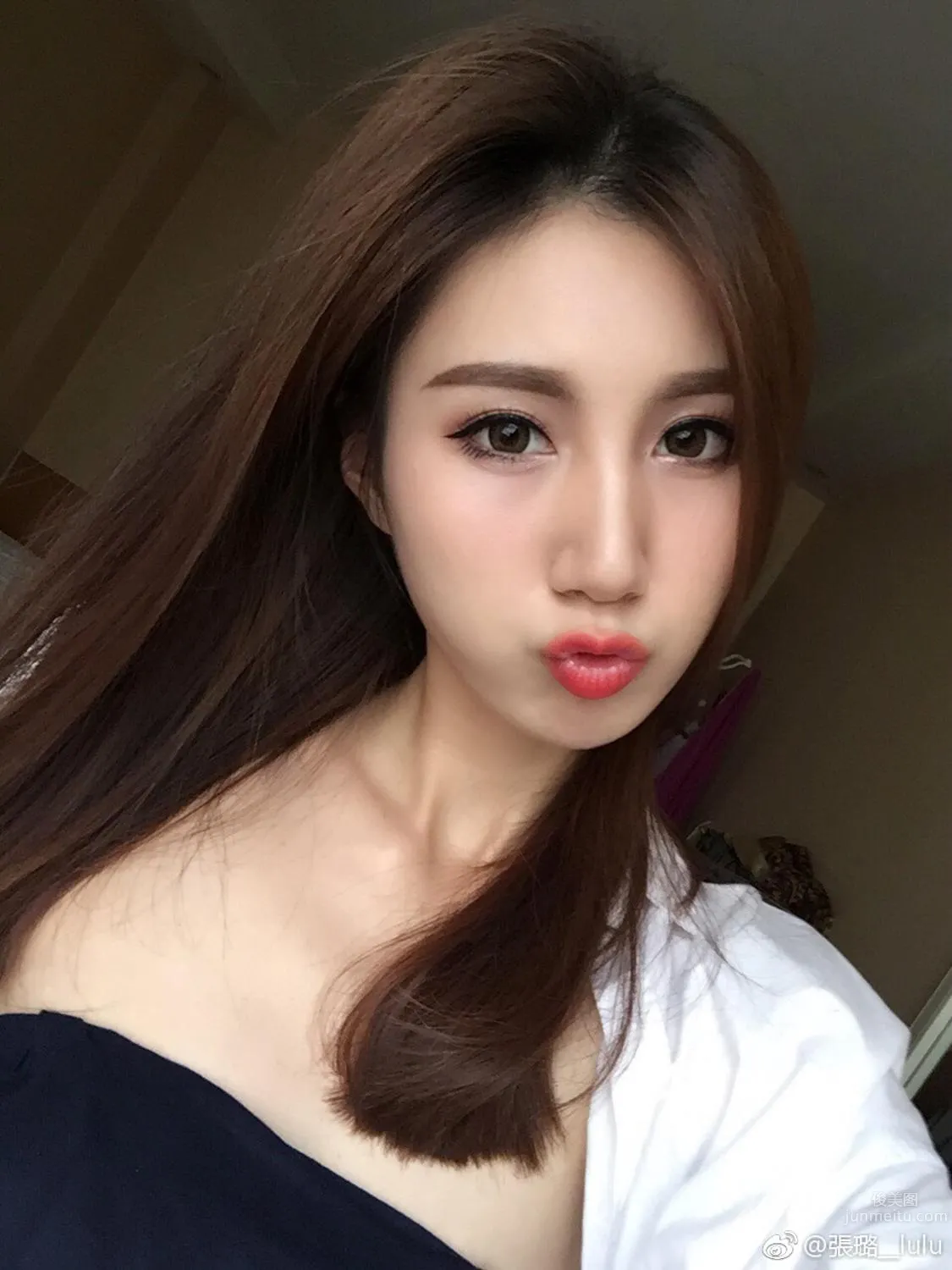 長腿美女張璐lulu 微博氣質私房照 1