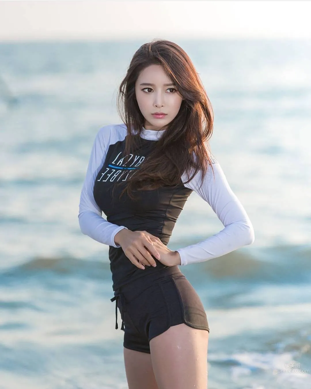 韓國賽車女郎소이 車展注目的焦點 9