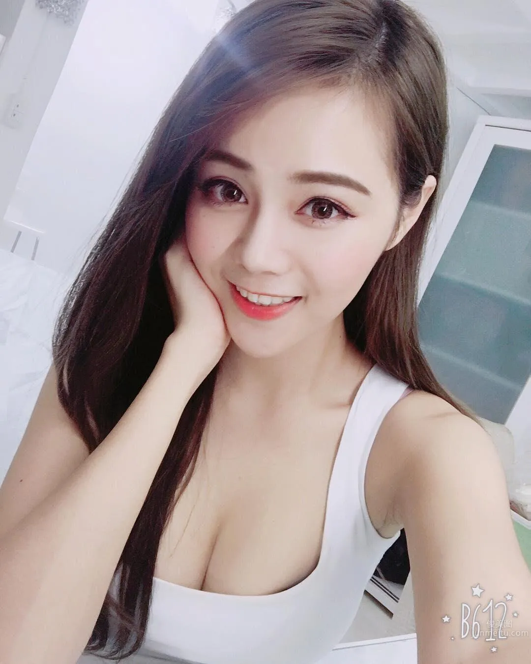 幸福企業！女同事孫卉彤「美到好誇張」 44