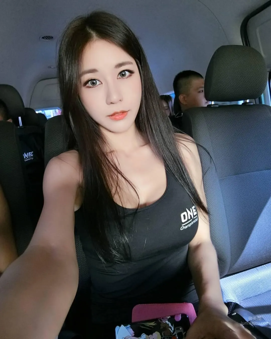 南韓DJ車模樸時賢 性感火辣私房照 5