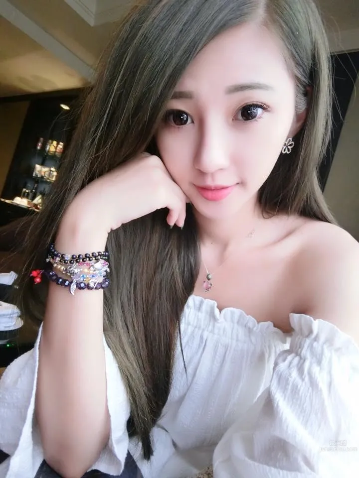 甜心正妹鄭穩雯 天菜魅力招架不住 1