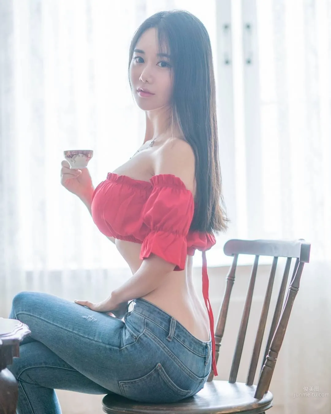 韓國外拍模特캔디 S型身材引圍觀 15