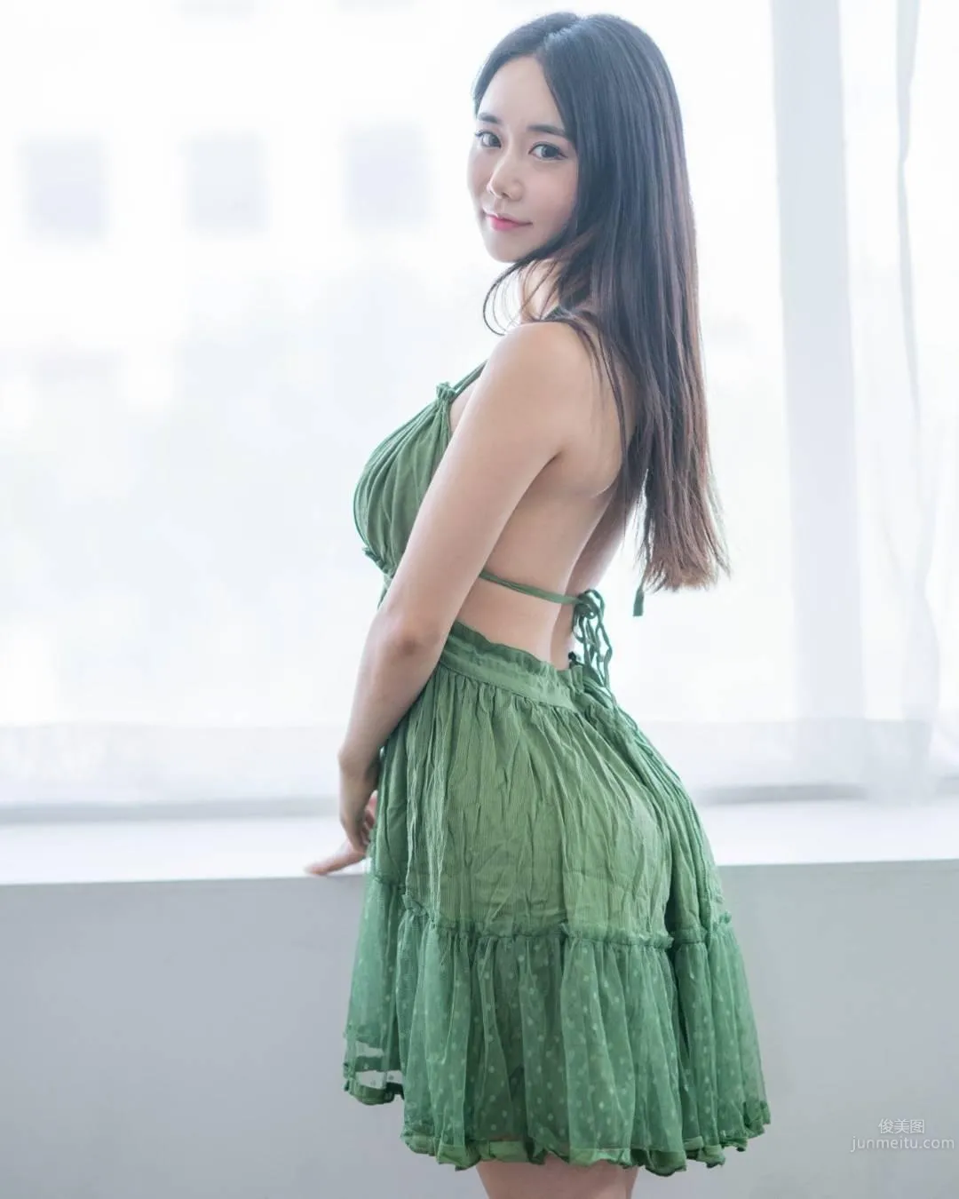 韓國外拍模特캔디 S型身材引圍觀 30