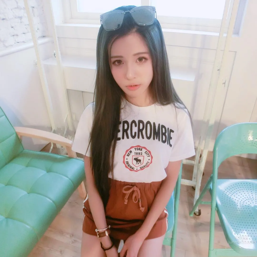 萌感美少女来袭！清新甜美的牙套妹陈可颉_18