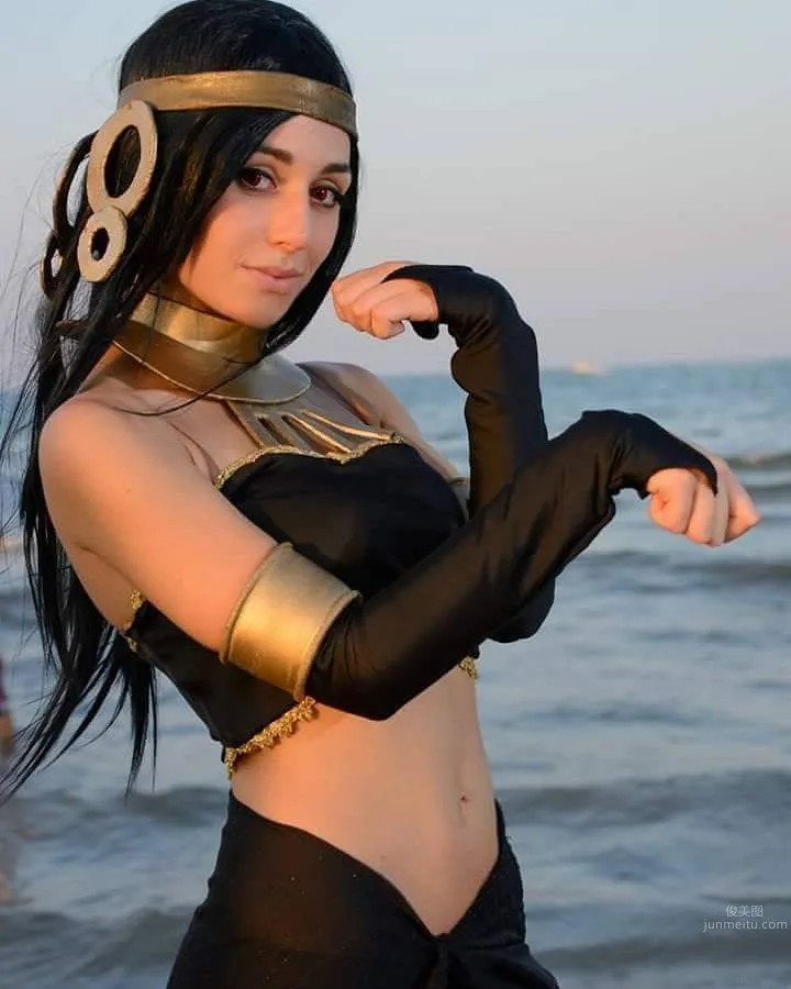 意大利美女Ambra Pazzani 經典Cos美圖 34