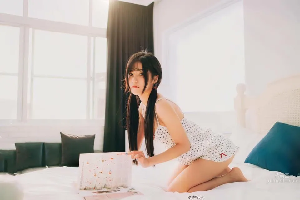 萌感美少女来袭！清新甜美的牙套妹陈可颉_3