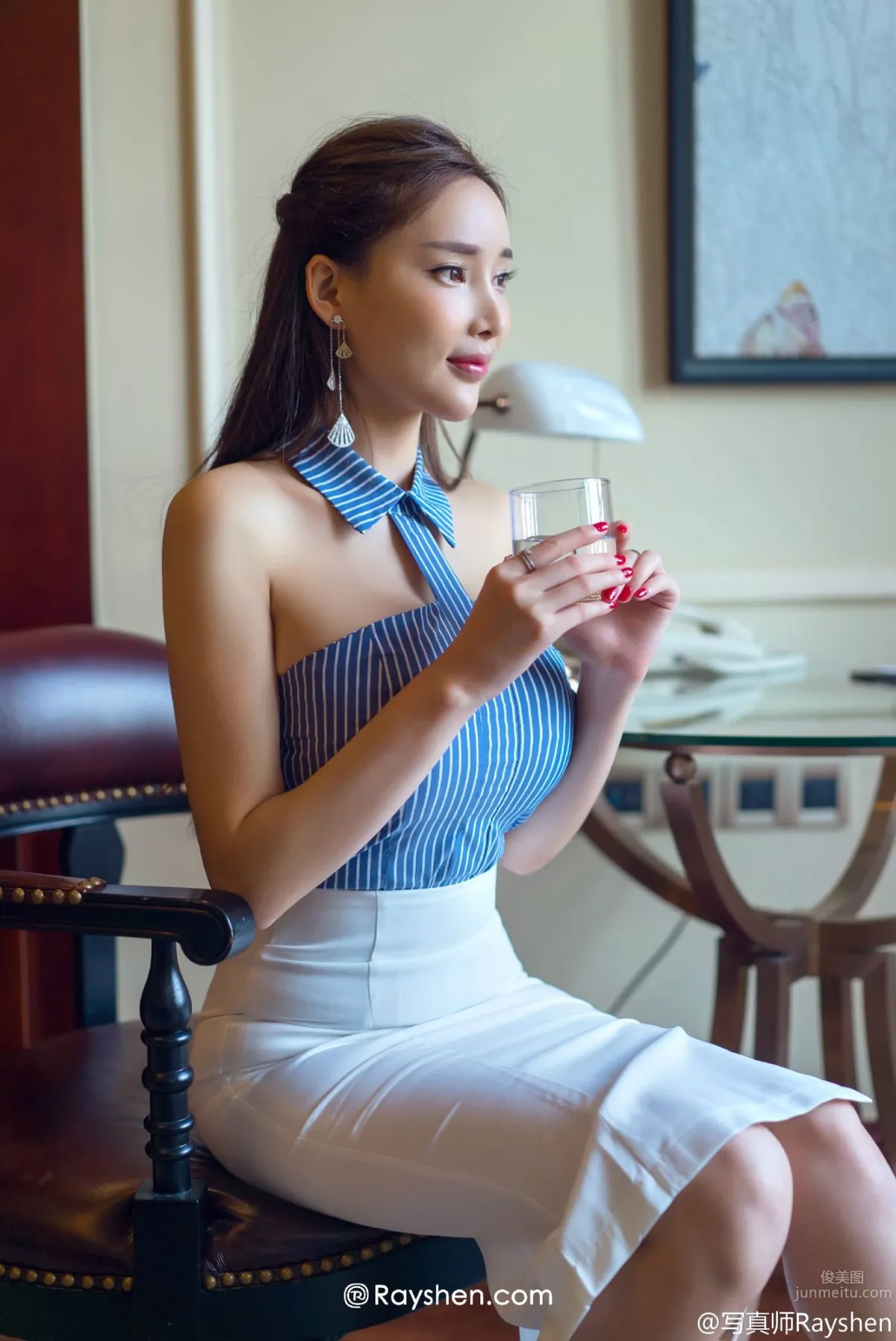 氣質女神周妍希 天生妩媚無法抵擋 12