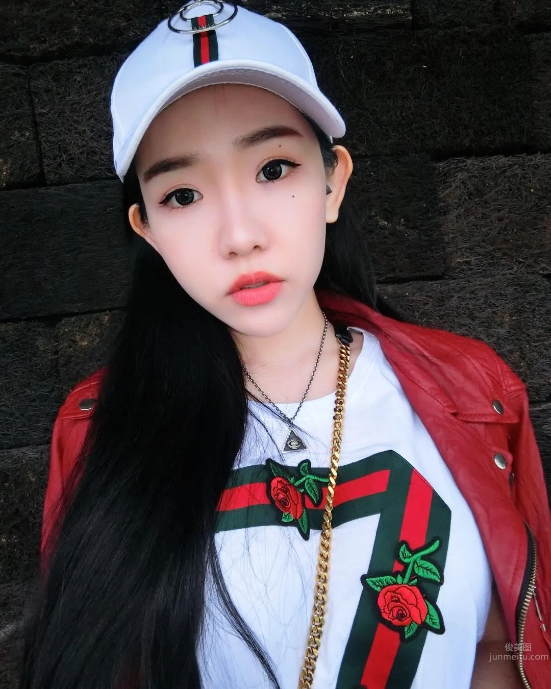 白嫩美女許允樂 可愛私房照太誘人 19