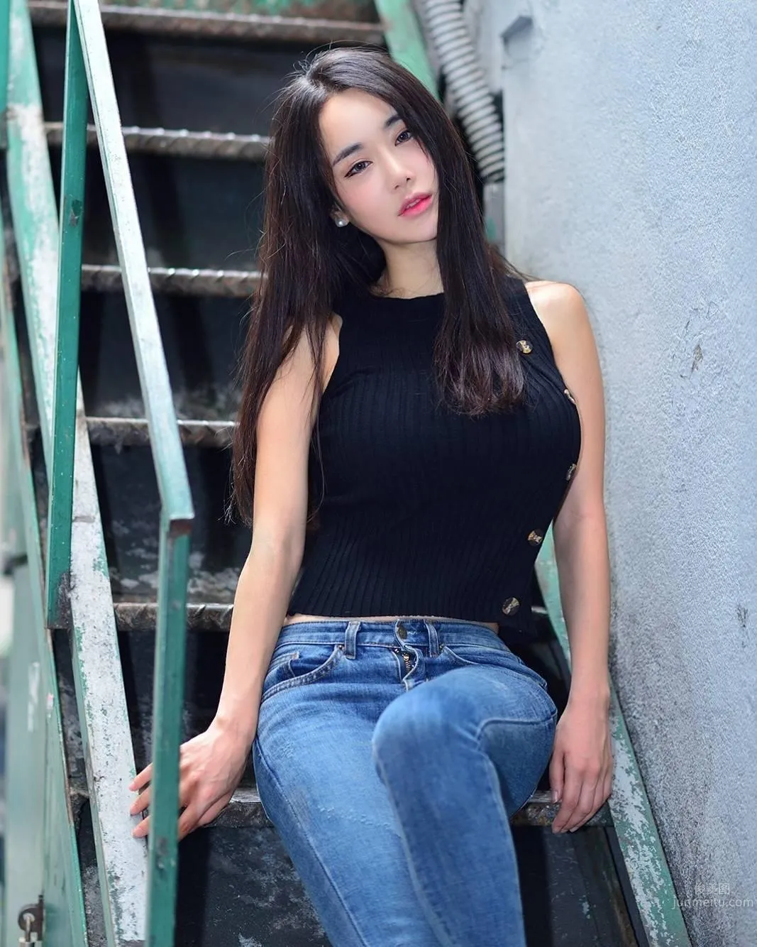 韓國外拍模特캔디 S型身材引圍觀 24