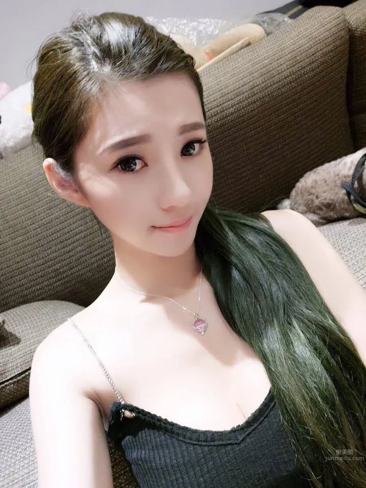 甜心正妹鄭穩雯 天菜魅力招架不住 15
