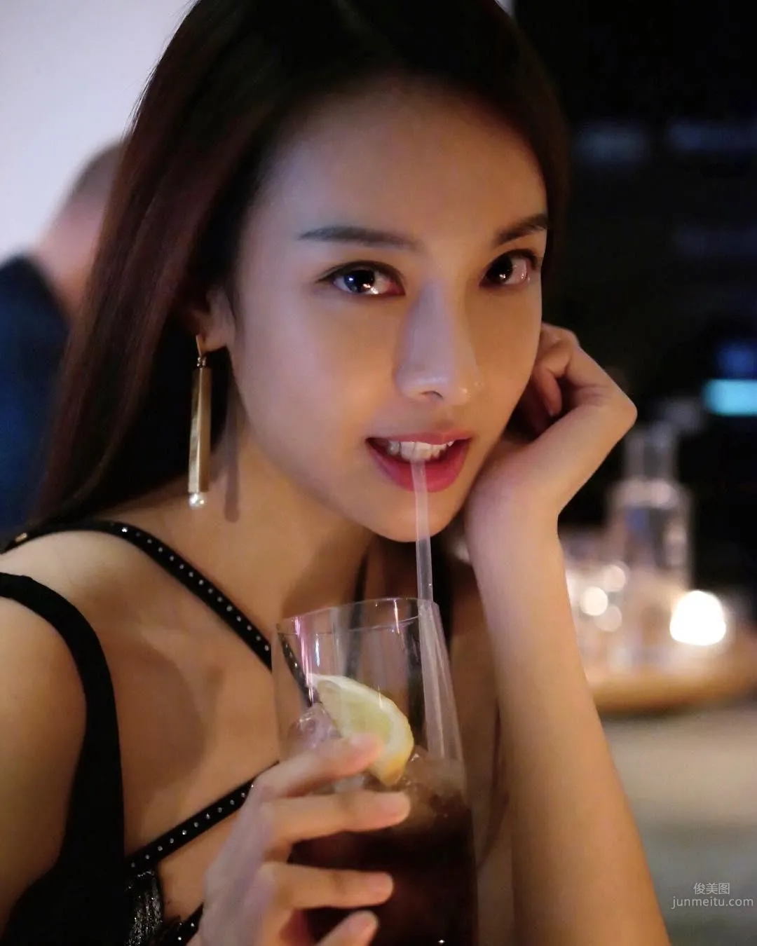 鋼琴女神李元玲 名模氣質馬甲線 33
