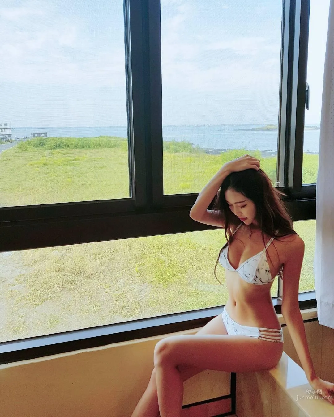 台灣音樂才女黃上晏 骨感系美人四肢纖細 45