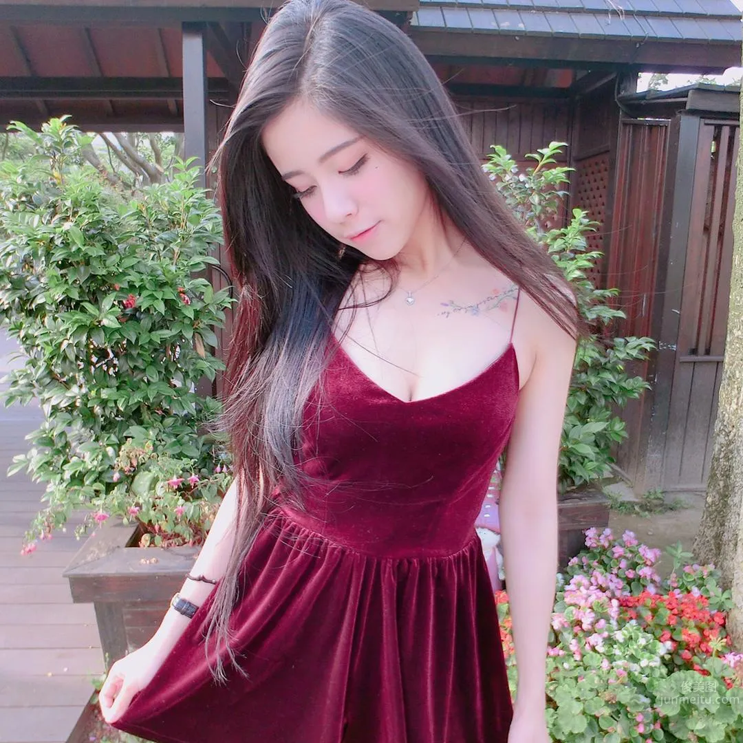 萌感美少女来袭！清新甜美的牙套妹陈可颉_9