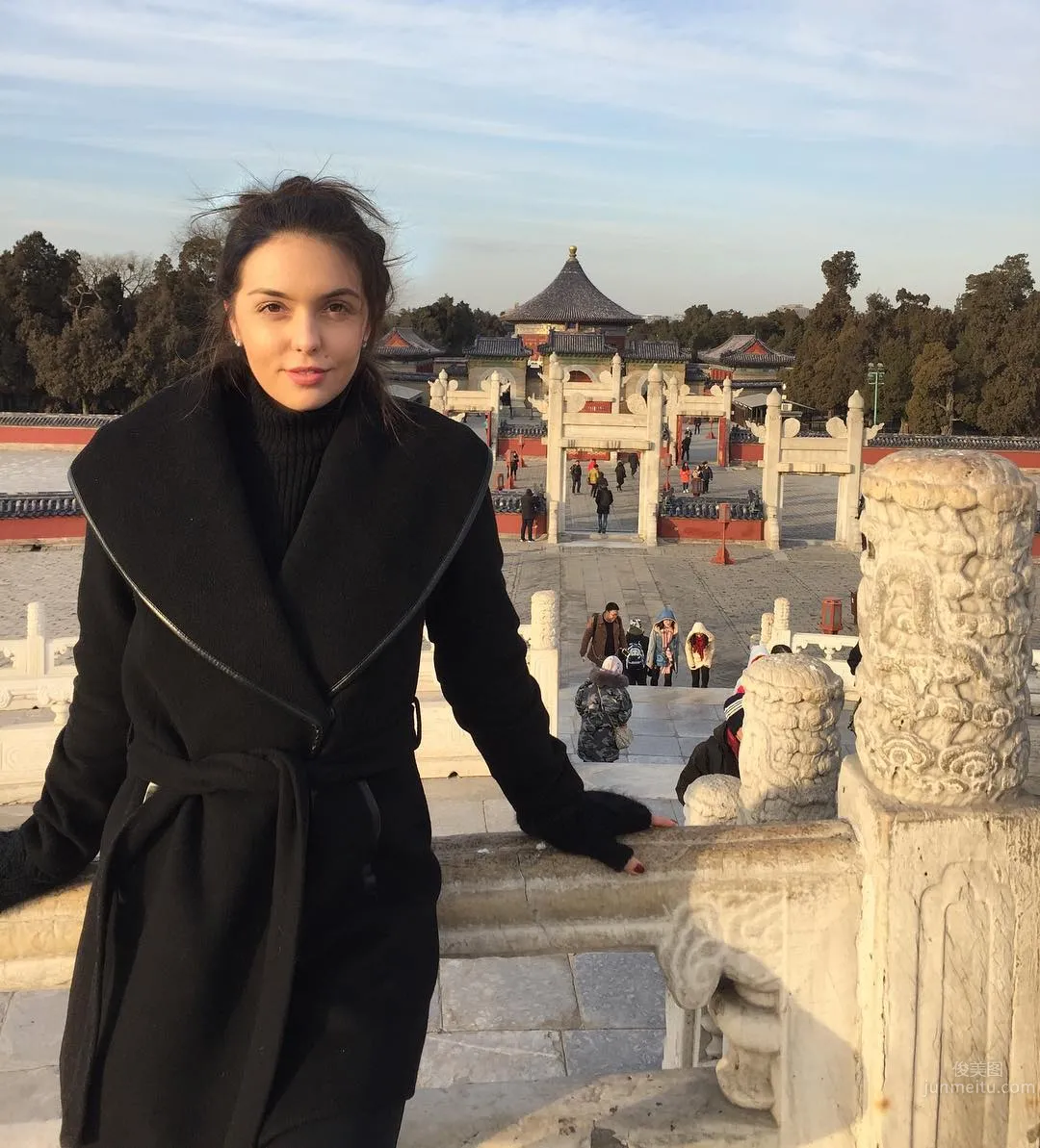 绝对武力！Ig正妹Grace Hansen中路大开惹不起_6