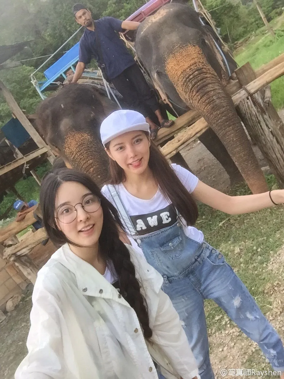 徐妍馨與陳大榕 印尼巴沙旅拍寫真 42