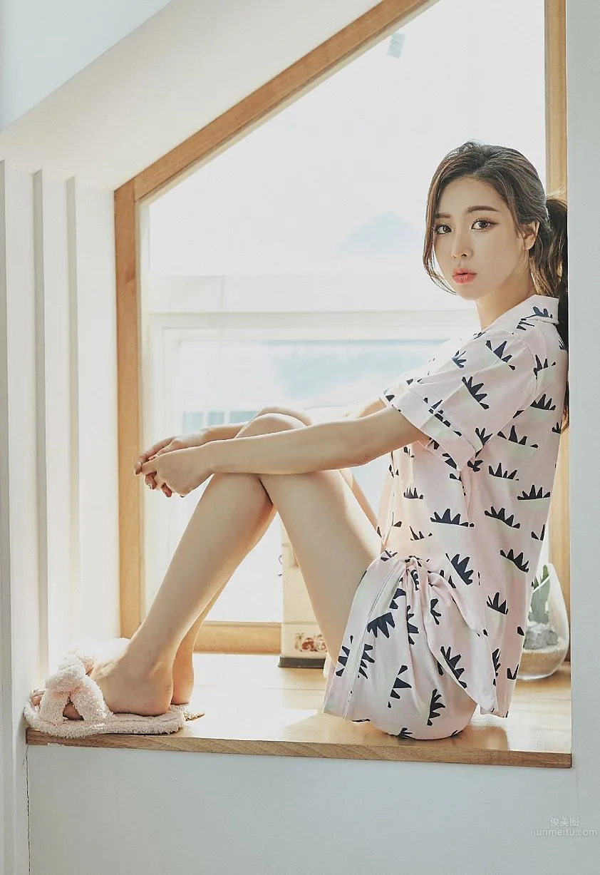 韓國模特樸多賢 Lologirl睡衣系列三 73