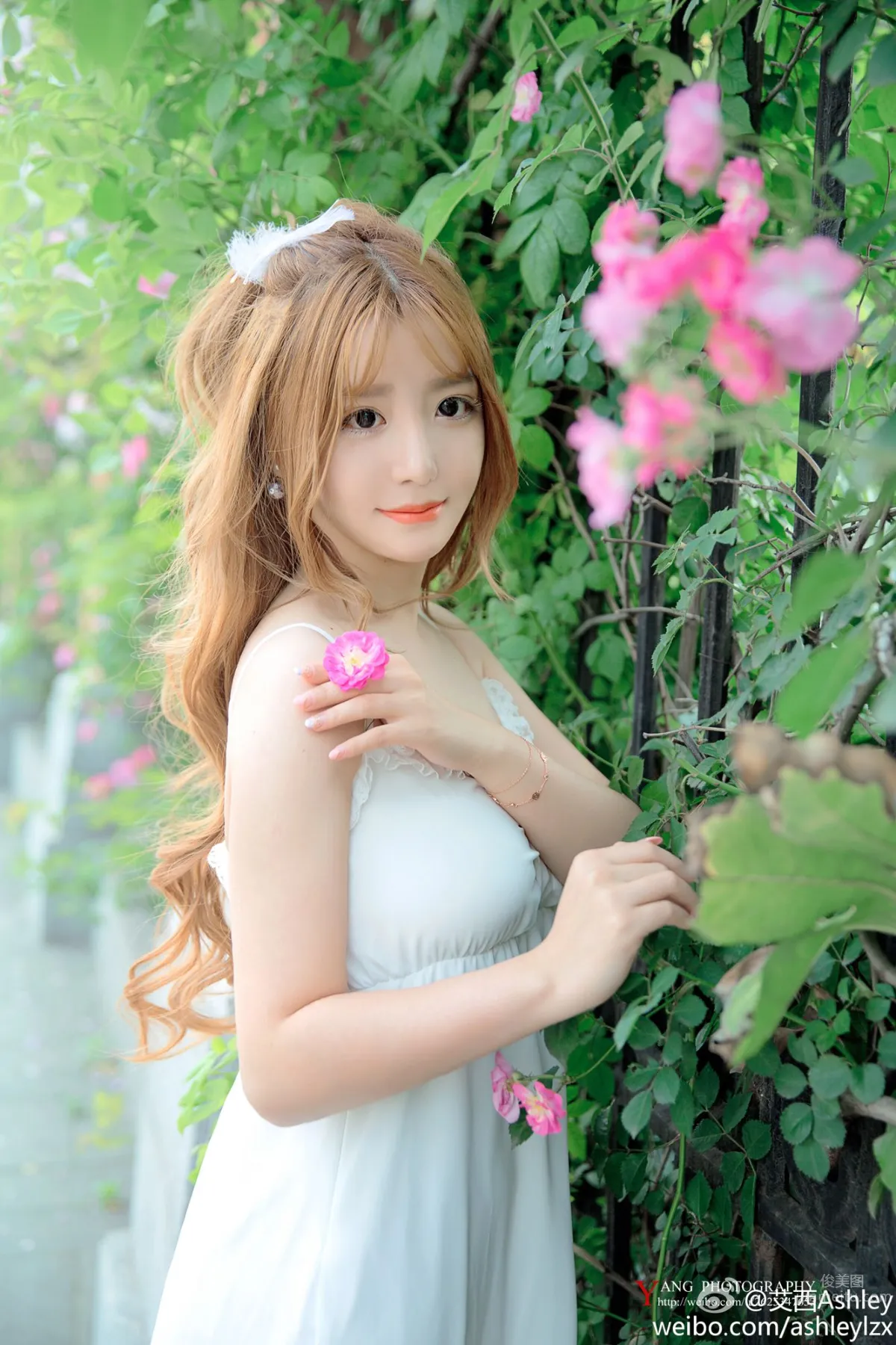 明駿女孩艾西Ashley 嬌豔麗人私房寫真 39
