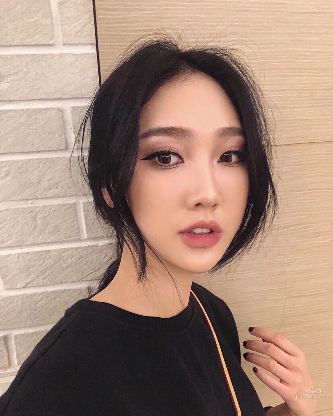 台灣正妹Karen Chao 牛仔褲背心超吸睛 28