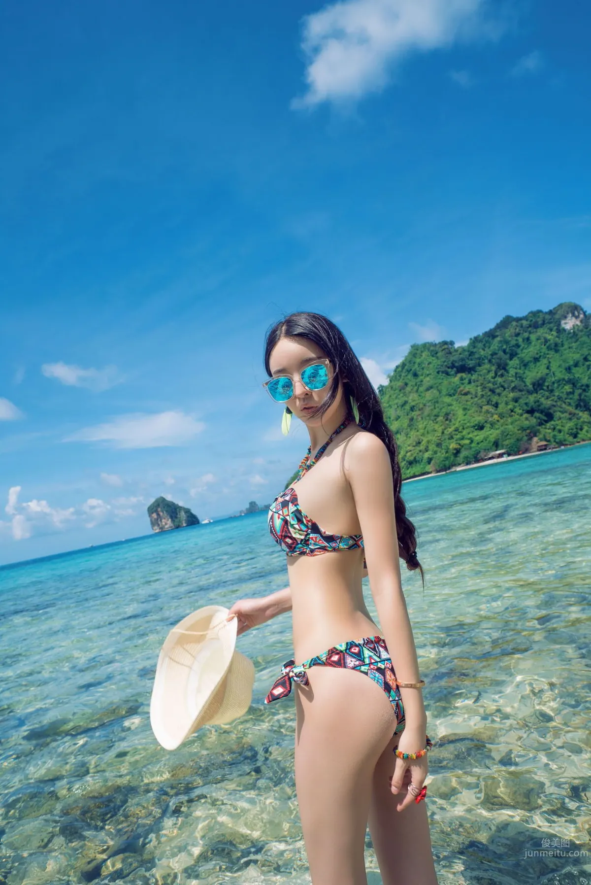 徐妍馨與陳大榕 印尼巴沙旅拍寫真 5