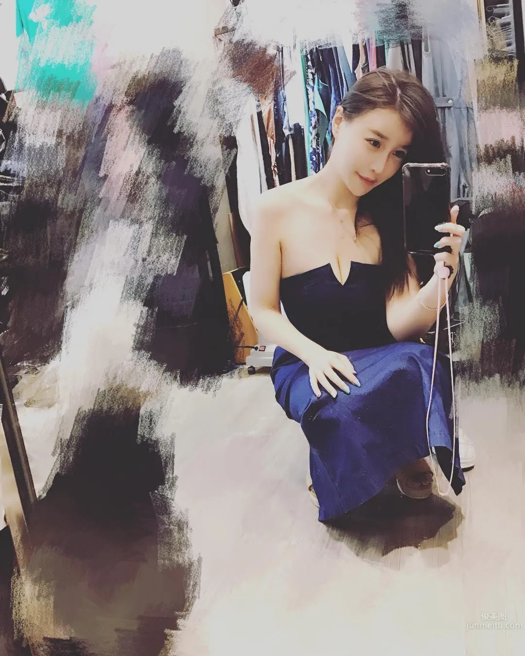 超强电音DJ李萱Verna 超火辣身材倍受瞩目_14