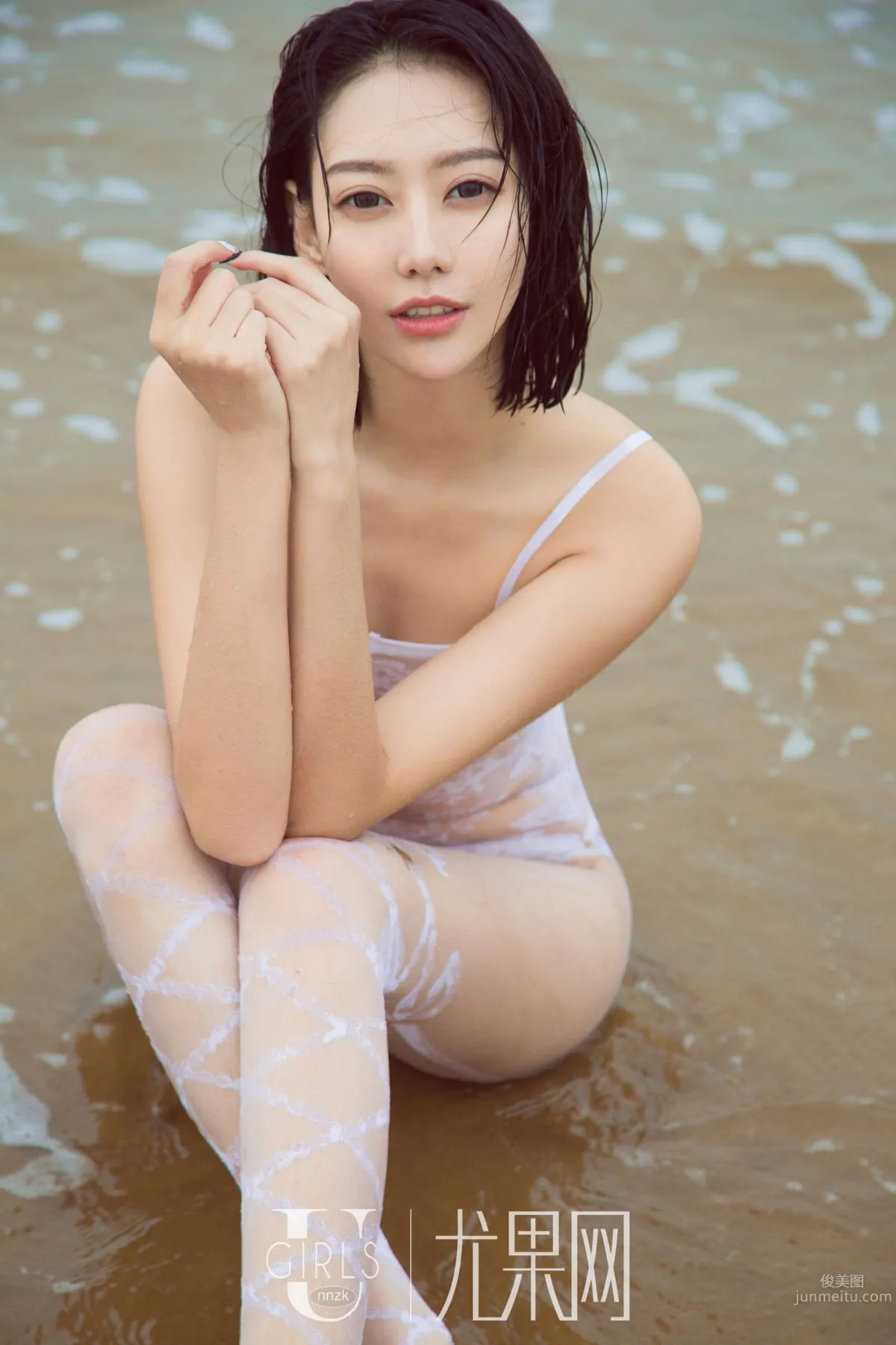 銀劍女郎付藝軒 海邊沙灘秀美腿 17