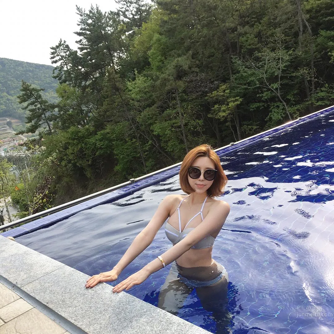 南韓郭雪芙Choi Somi 泳池出鏡太飽滿 5