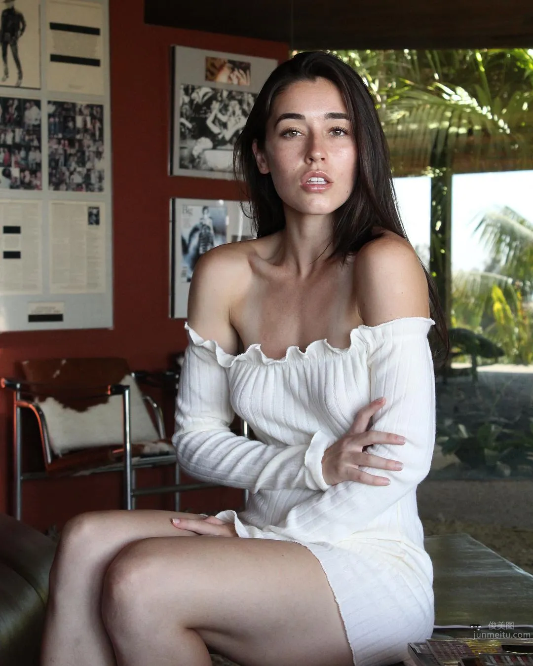 Audrey Bradford- 火速冒起的黑發美人 42