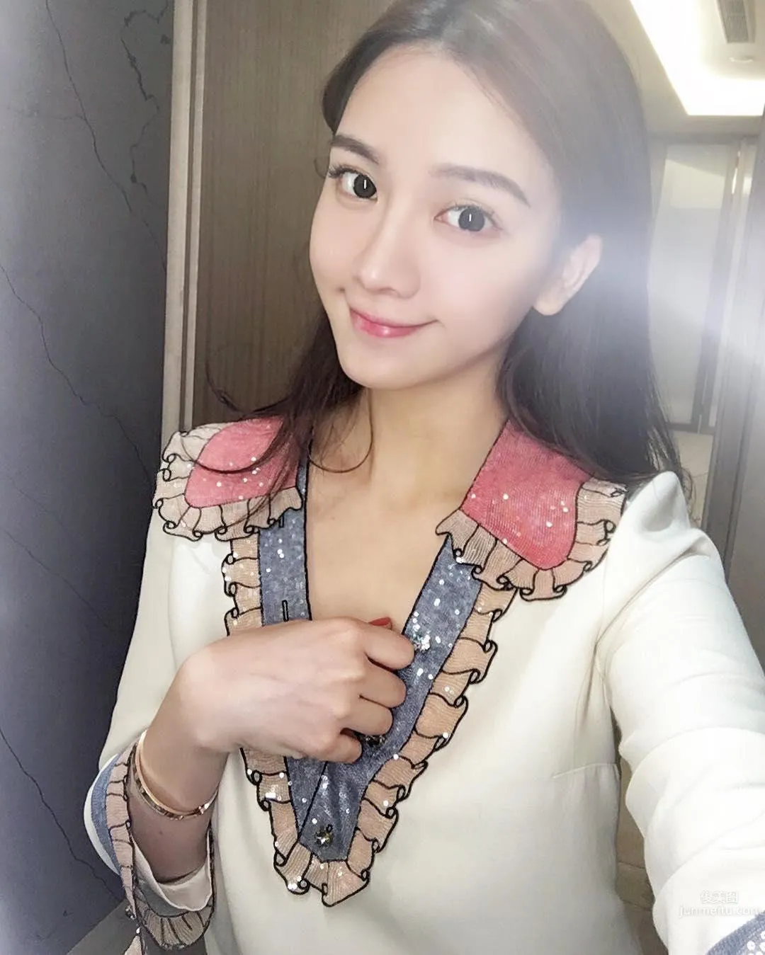 時尚氣質美女ZY大暖私房照 6