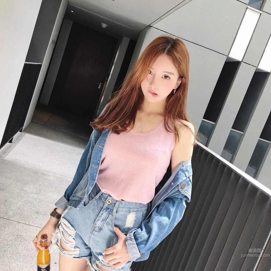 時尚氣質美女ZY大暖私房照 14