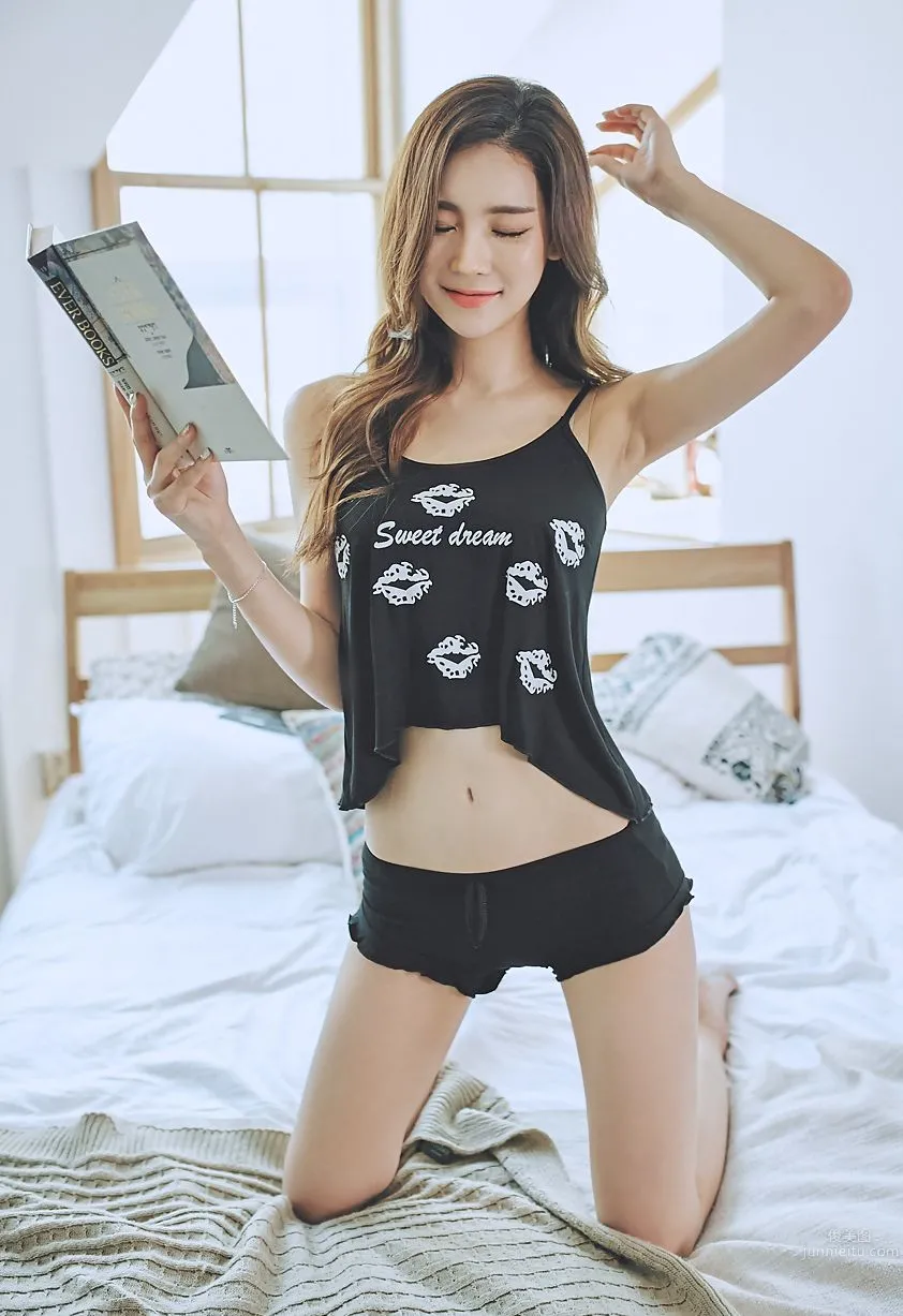 韓國模特樸多賢 Lologirl睡衣系列 94