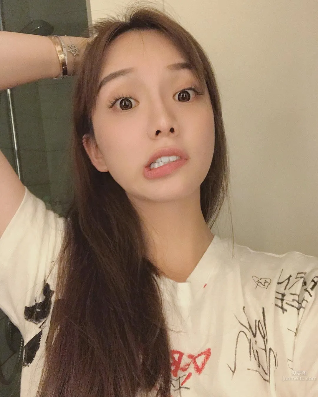 時尚氣質美女ZY大暖私房照 37